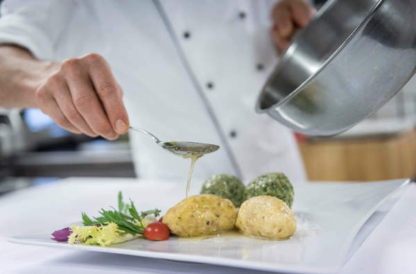 Hotel Onach** - Web 4177